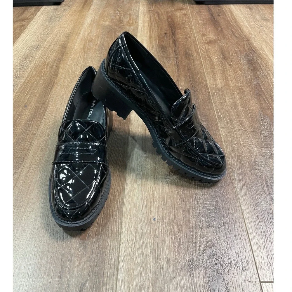 Marc Fisher Dantea Black Patent Leather Quilted Lug Sole Loafers Women Size 8.5M